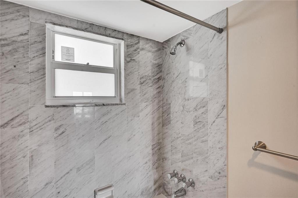 WATERFORD POINT CONDO - Residential