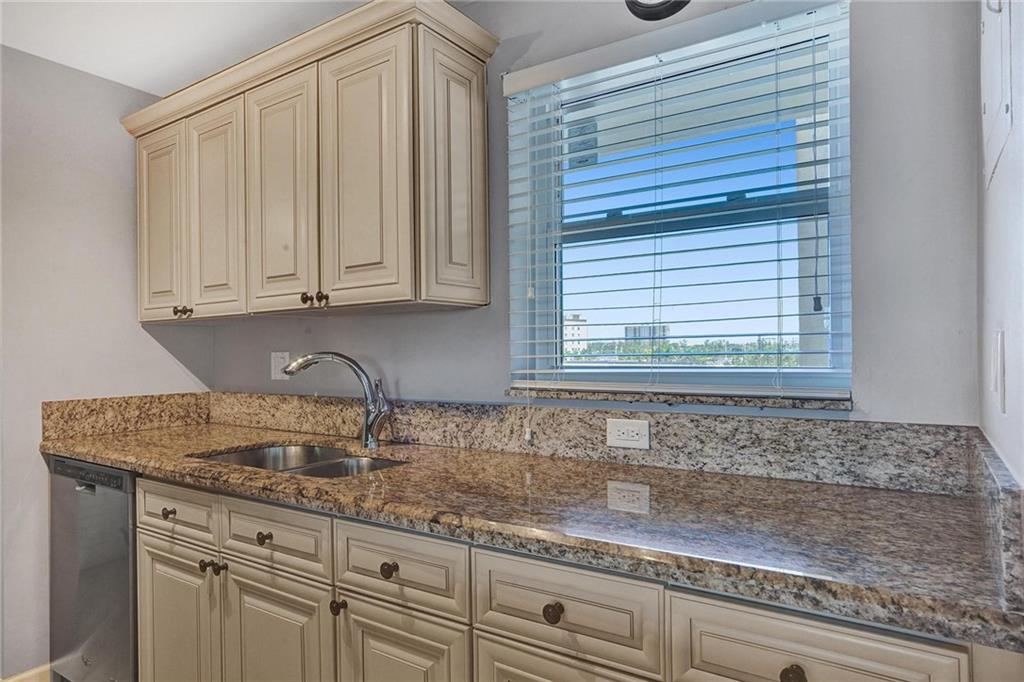 WATERFORD POINT CONDO - Residential