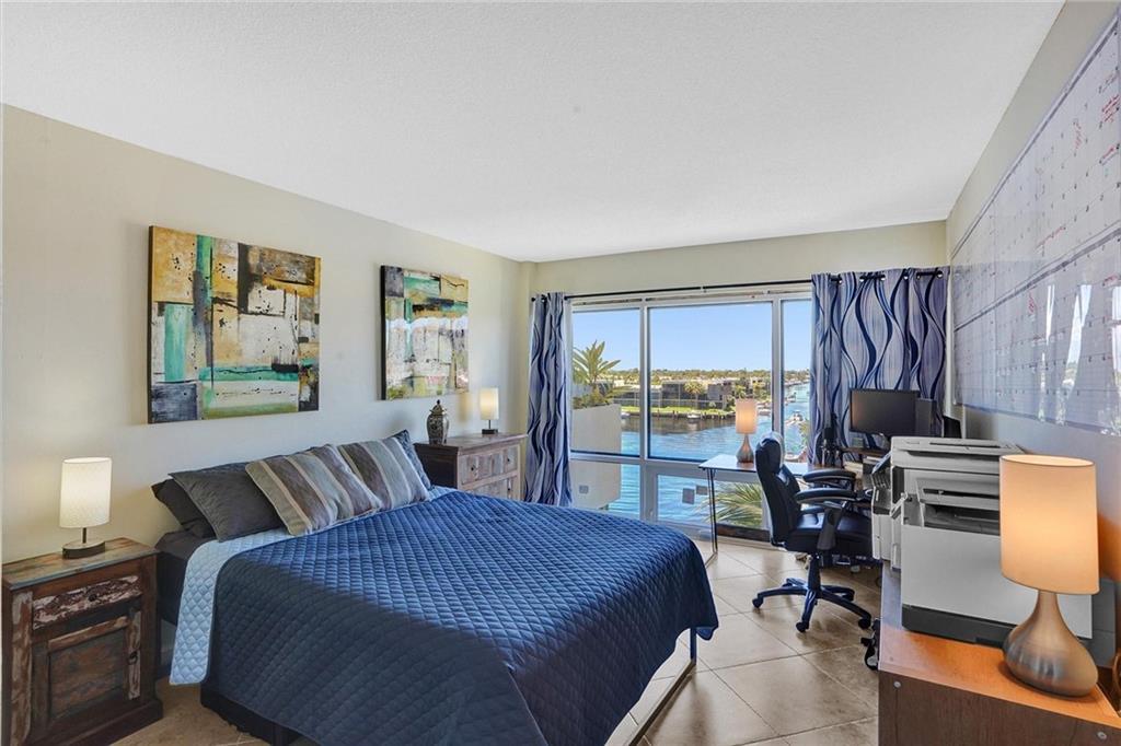 WATERFORD POINT CONDO - Residential