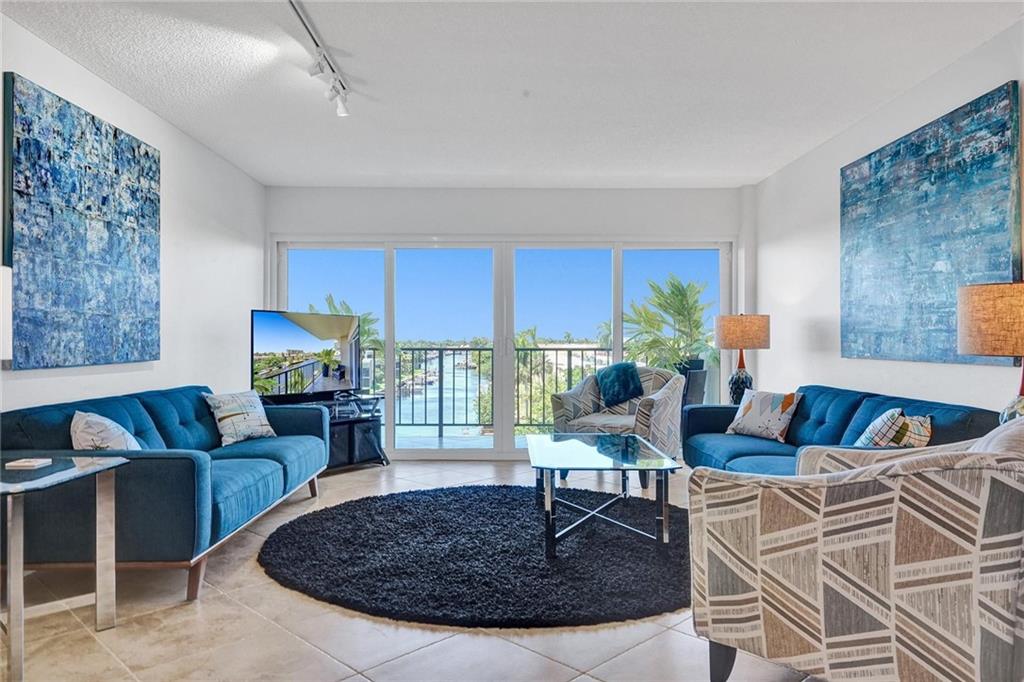 WATERFORD POINT CONDO - Residential