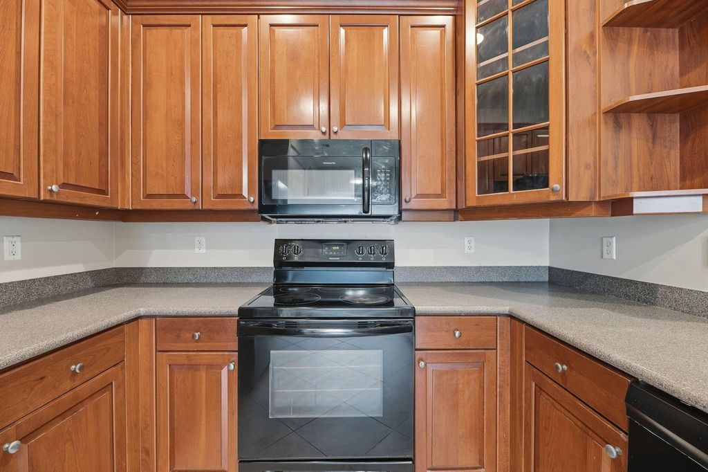 Photo of 182 Palm Beach Plantation Boulevard, West Palm Beach, FL 33411 (MLS # F10541558)
