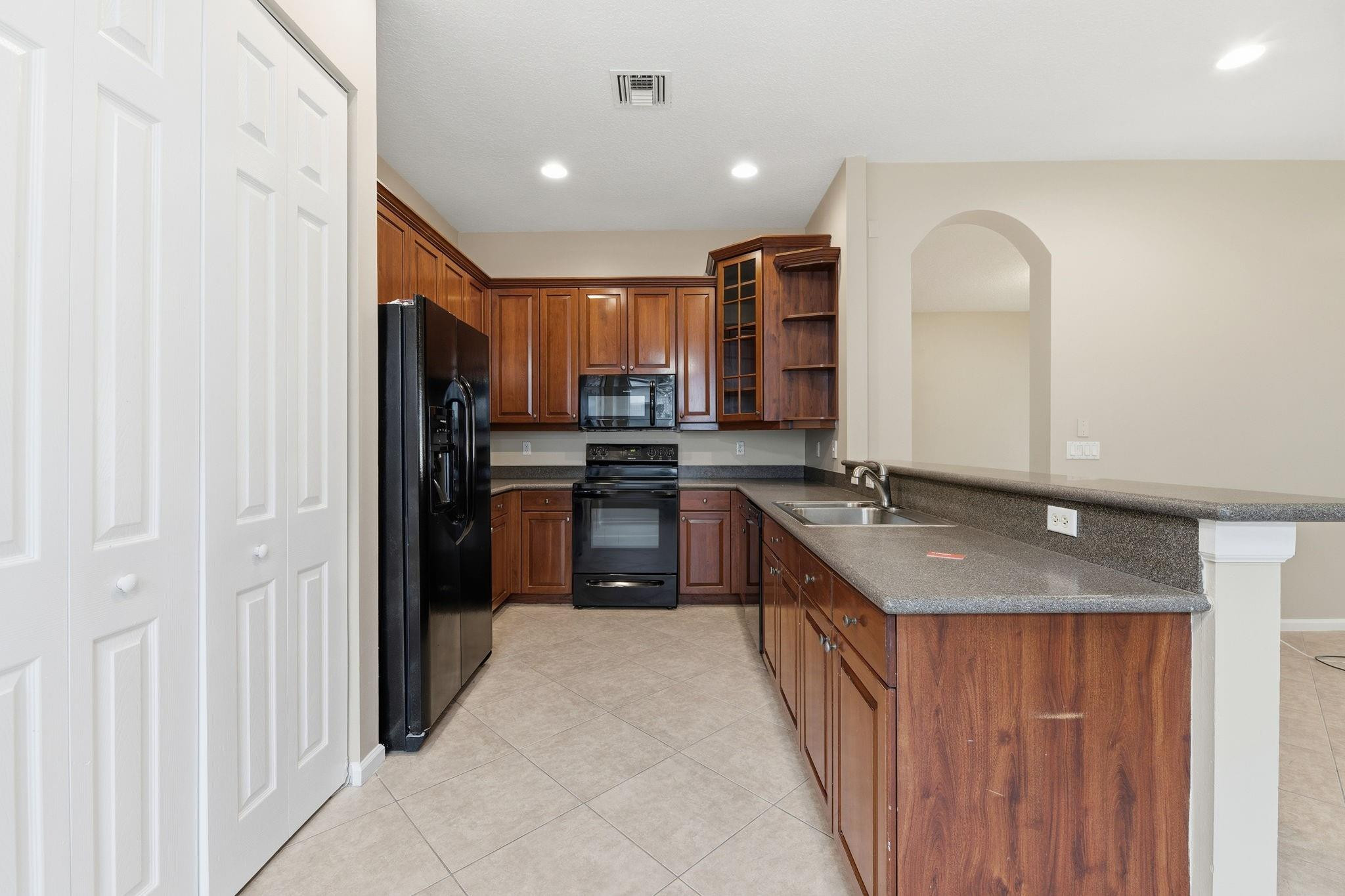 182 Palm Beach Plantation Boulevard