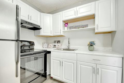 143 Sussex H West Palm Beach FL 33417