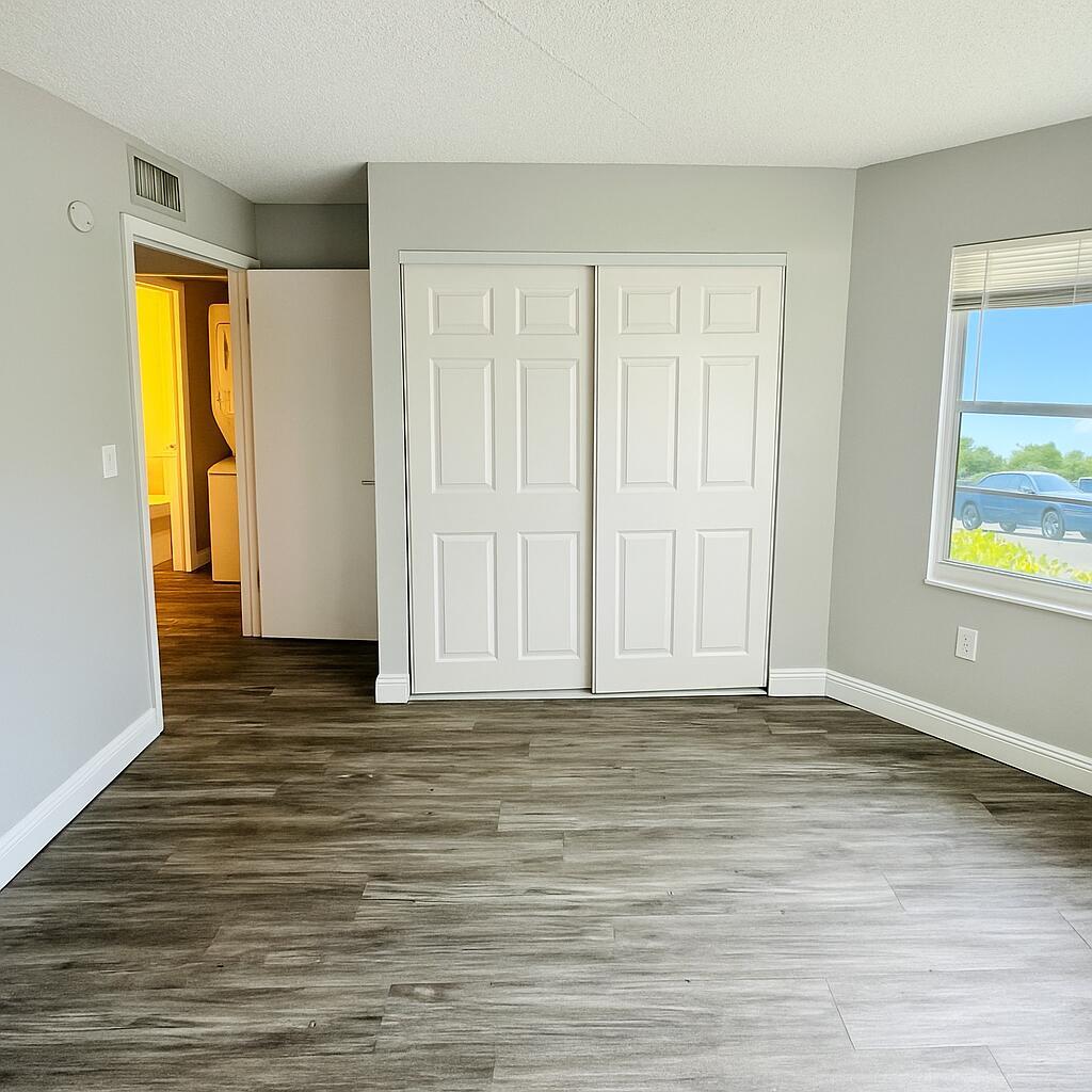 PALMS NL CONDO - Residential Lease