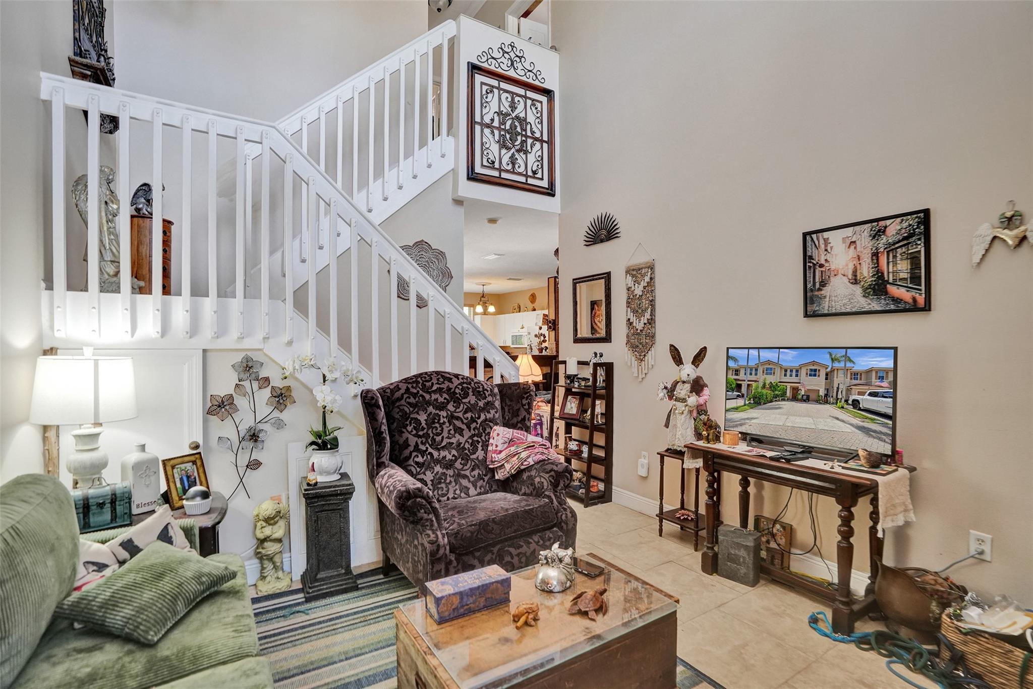 219 Riverwalk Cir 219