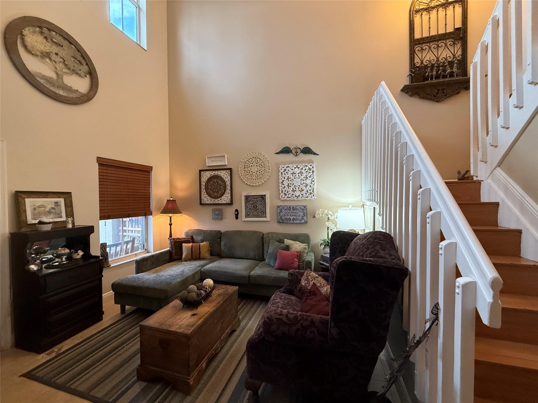 RIVERWALK - Residential