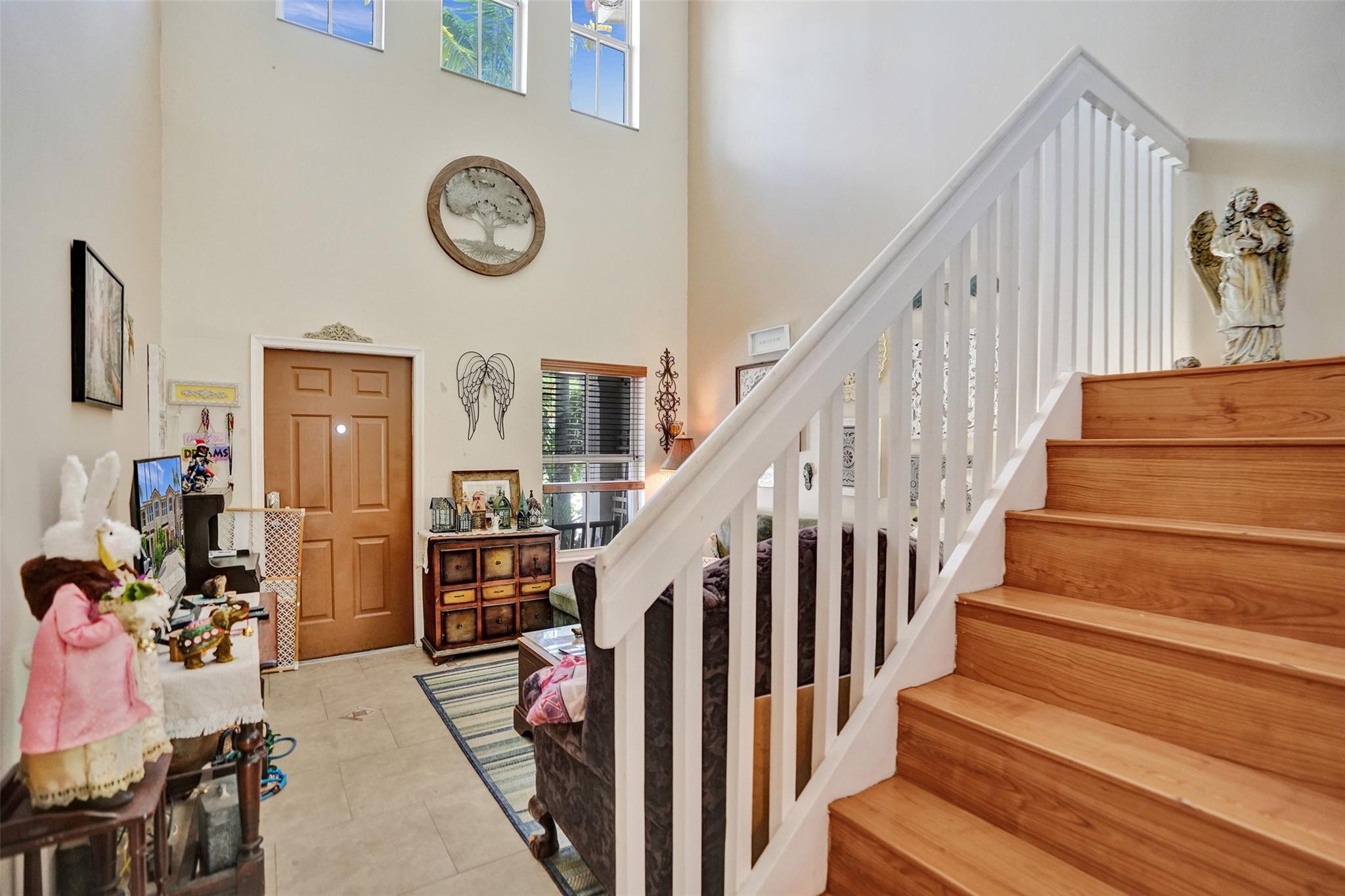 RIVERWALK - Residential