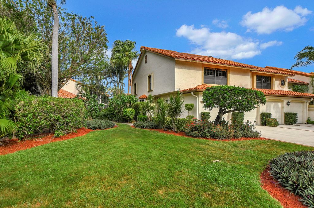 Photo of 7781 La Mirada Drive, Boca Raton, FL 33433 (MLS # R10949183)