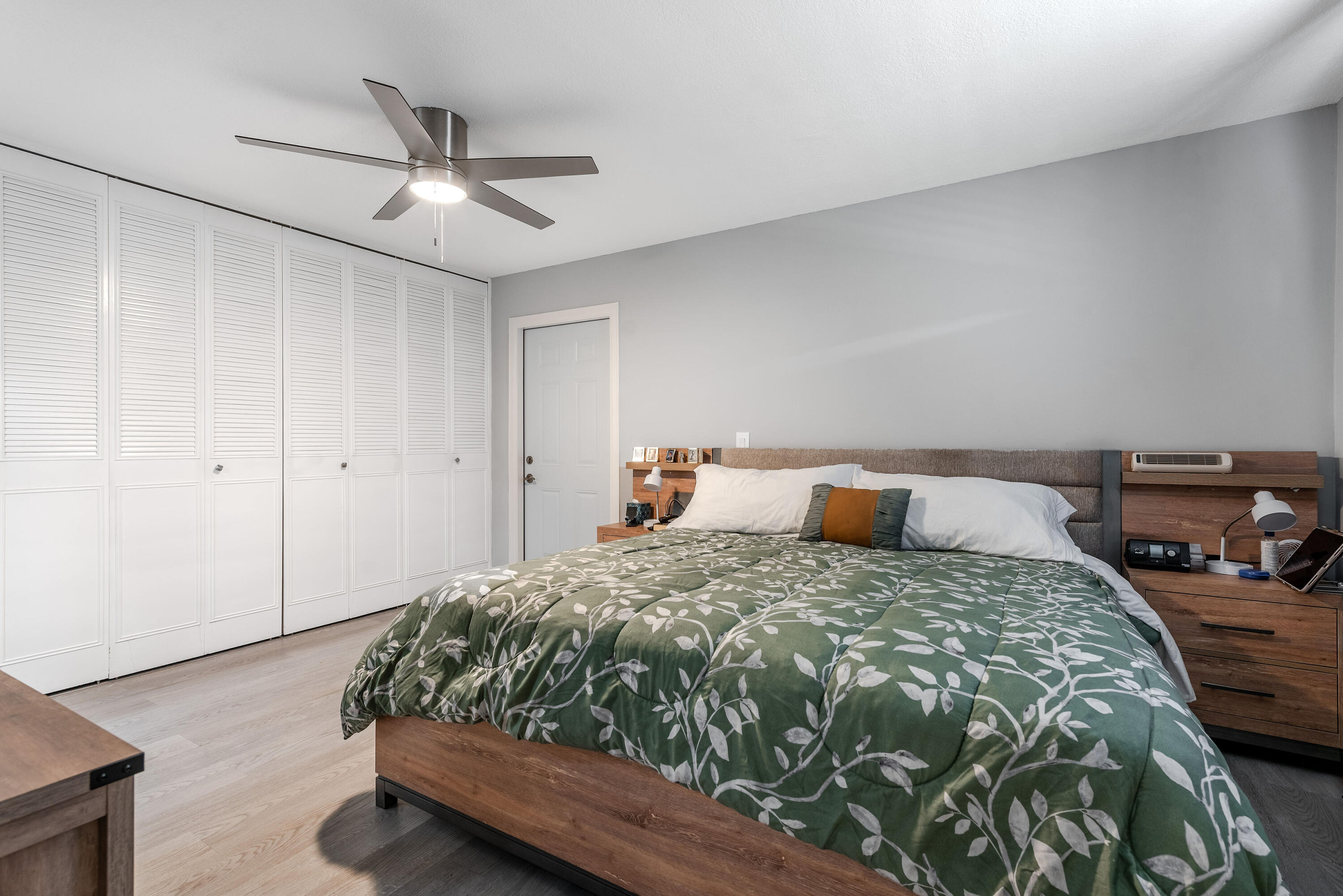 KINGS POINT SEVILLE CONDOS - Residential