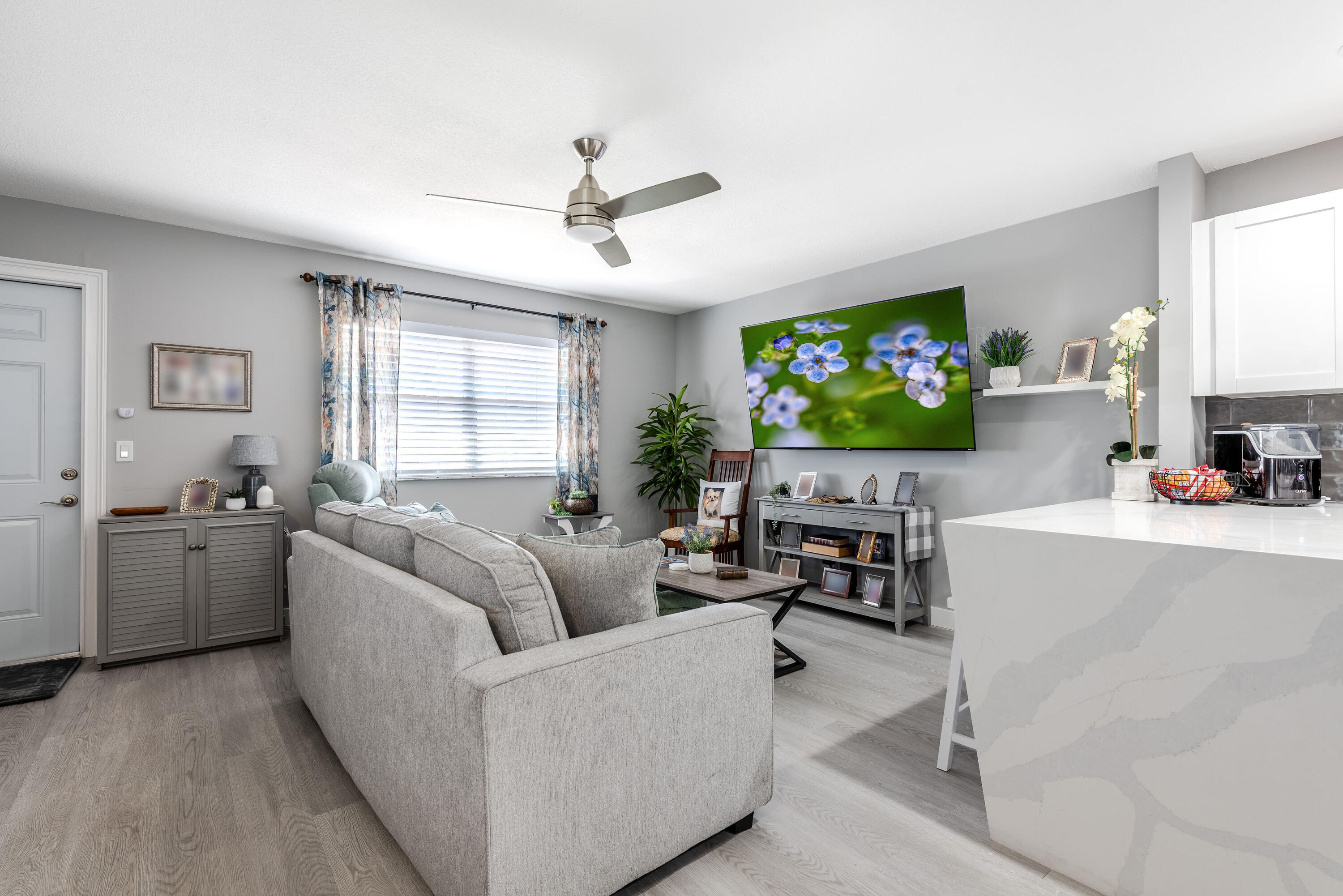 KINGS POINT SEVILLE CONDOS - Residential