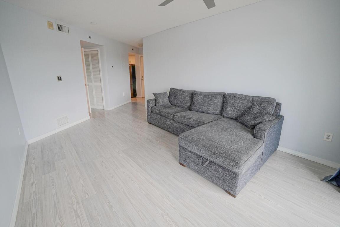 RIVER RUN SOUTH CONDO - Residential Lease