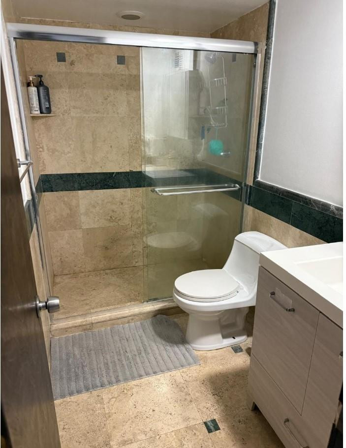 PLAZA TOWERS NORTH CONDO - Residential