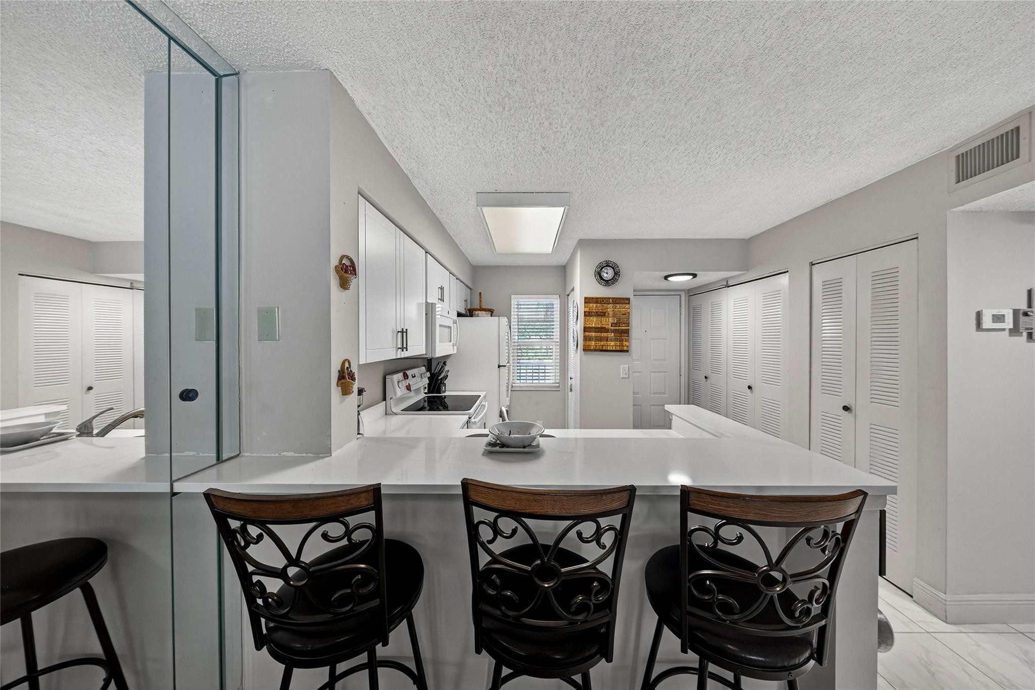 CYPRESS BEND CONDOMINIUM V - Residential