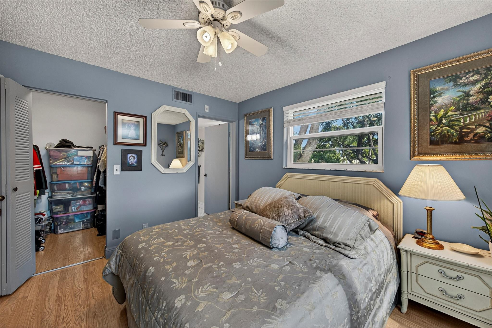 CYPRESS BEND CONDOMINIUM V - Residential