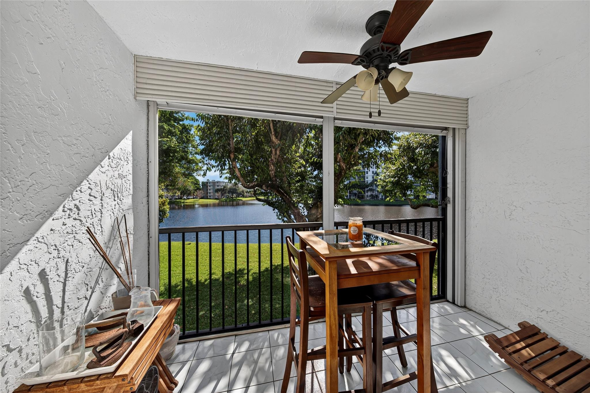 CYPRESS BEND CONDOMINIUM V - Residential