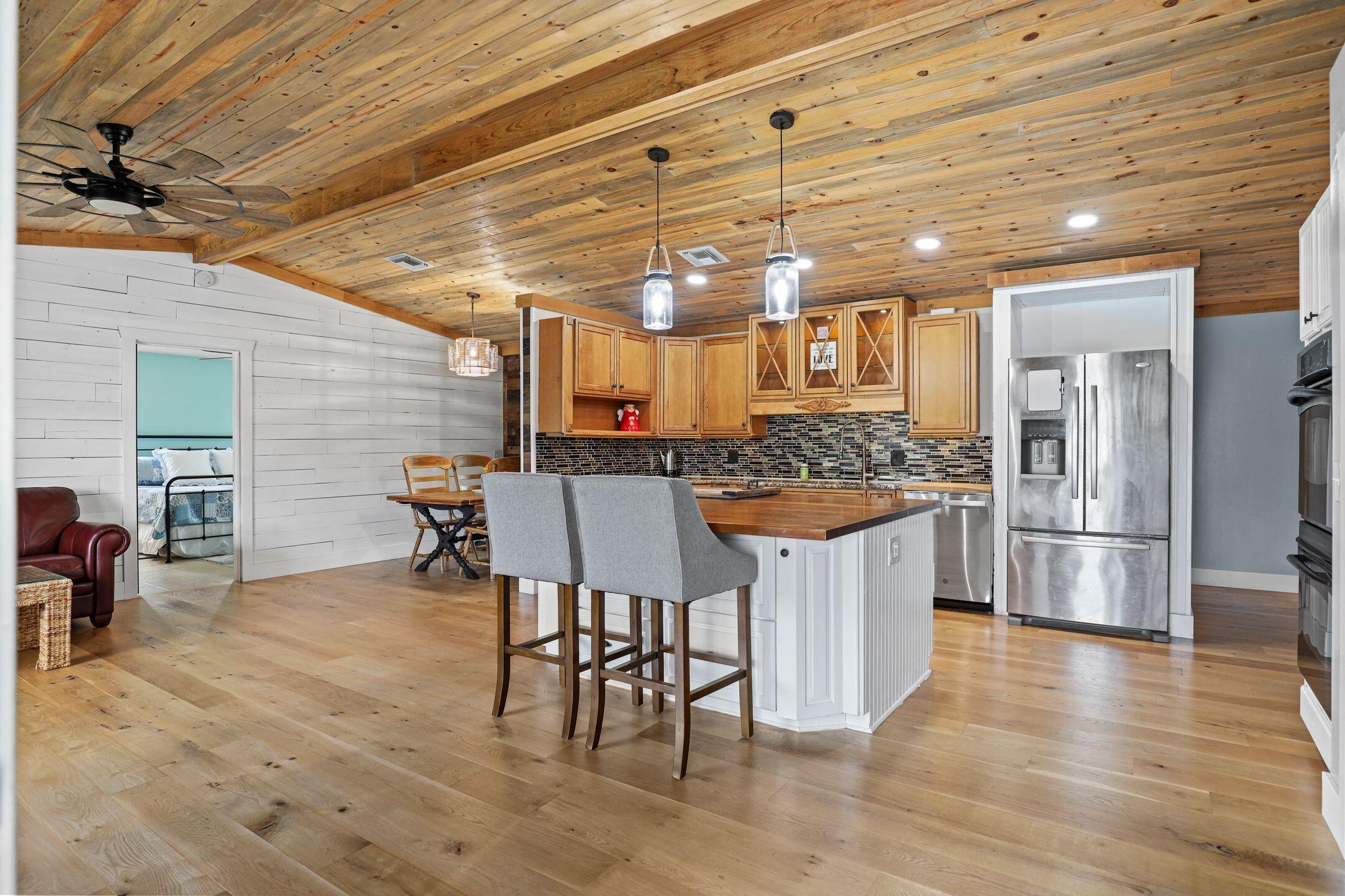 LAKEWOOD PARK UNIT 10 - Residential