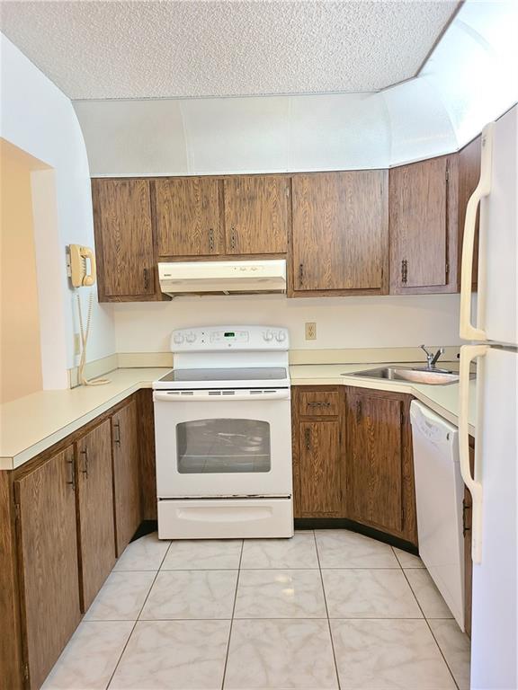 PINE RIDGE IV CONDO - Residential