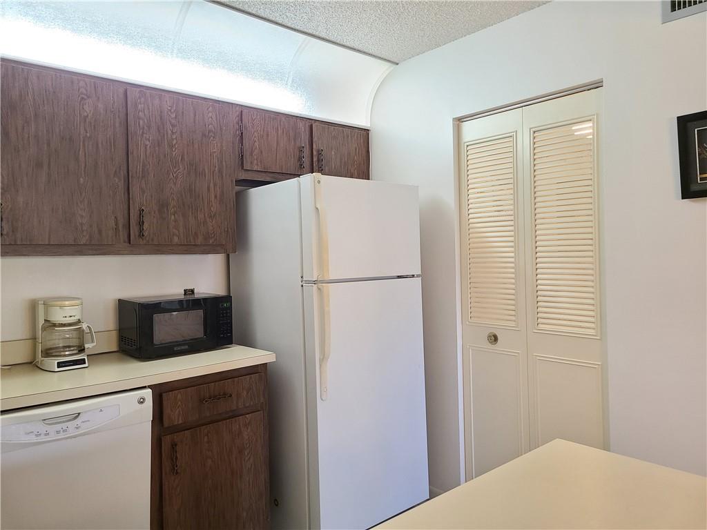 PINE RIDGE IV CONDO - Residential