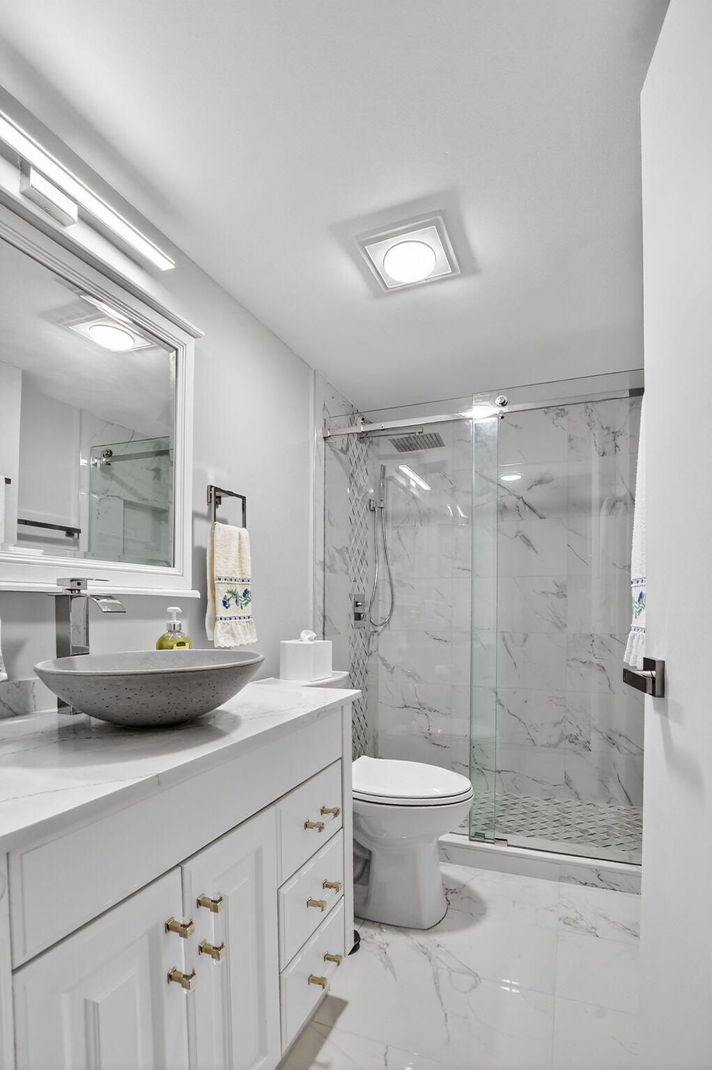 Boca Bayou - Residential Lease