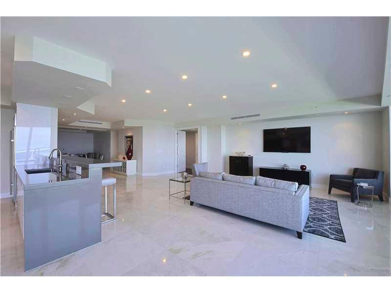 Ritz-Carlton - Residential