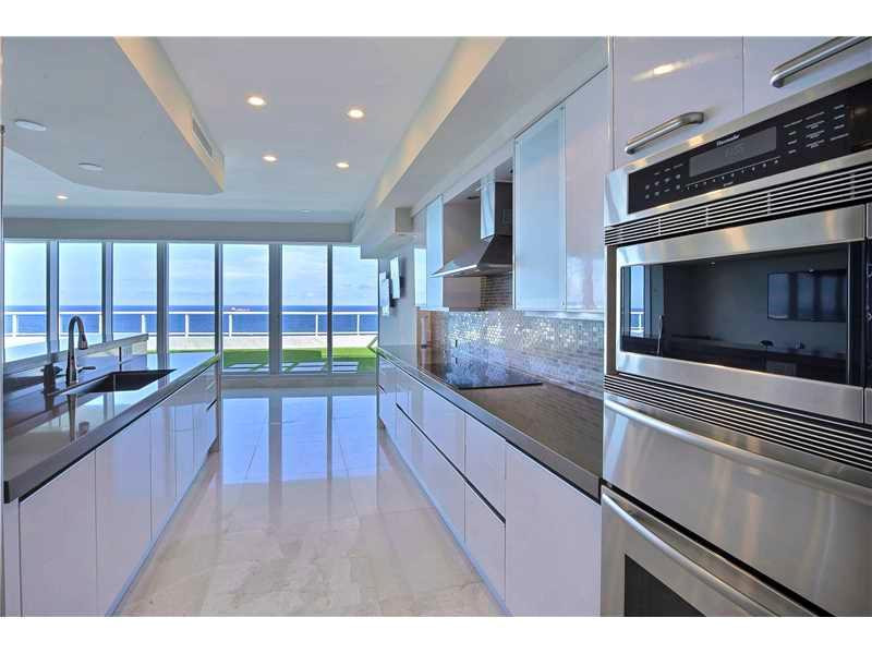 Ritz-Carlton - Residential