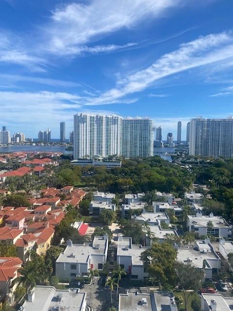 ADMIRALS PORT CONDO - Residential