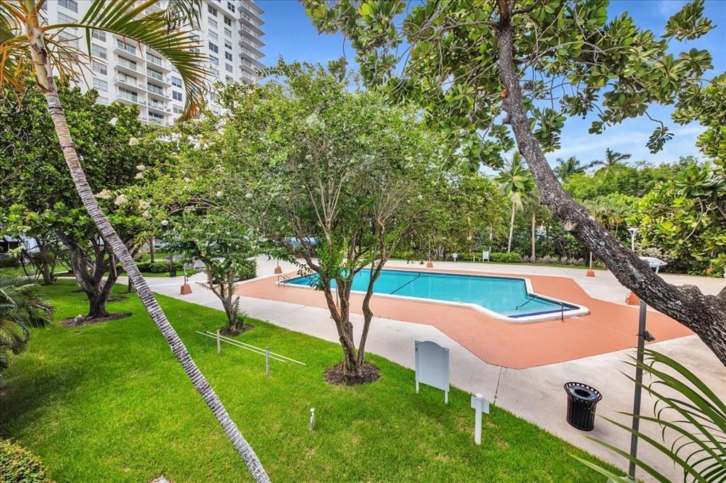 ADMIRALS PORT CONDO - Residential