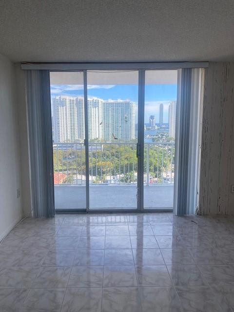 ADMIRALS PORT CONDO - Residential