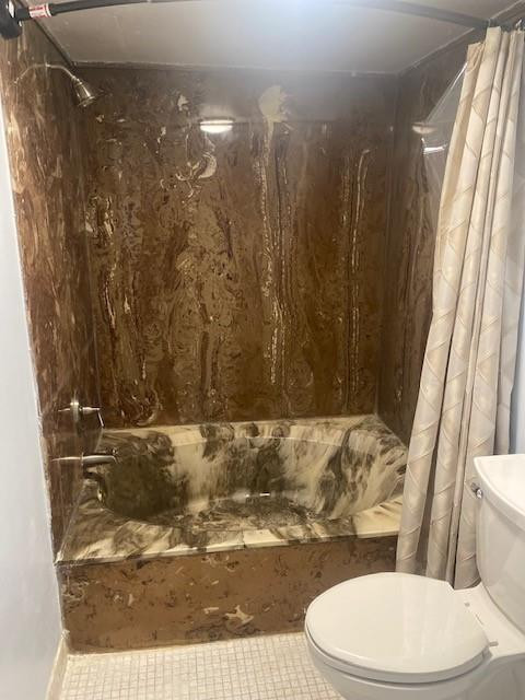 ADMIRALS PORT CONDO - Residential