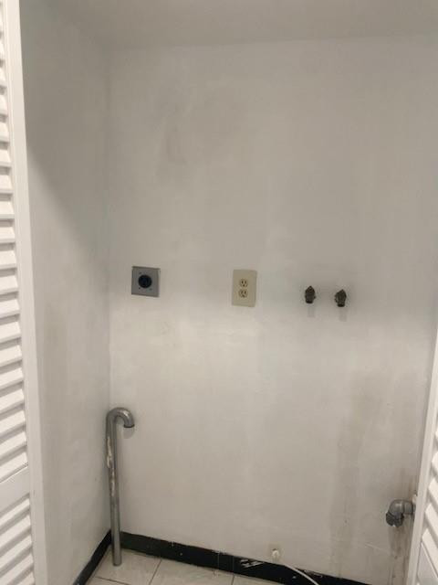 ADMIRALS PORT CONDO - Residential