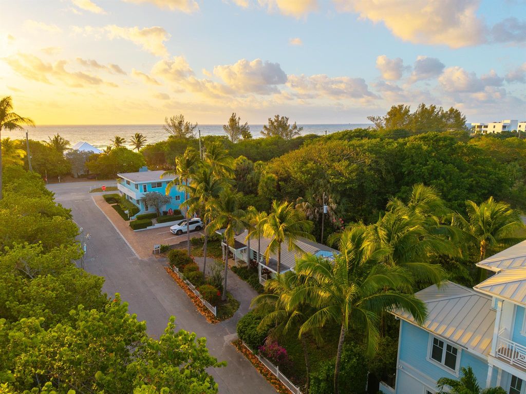 Photo of 980 Lago Mar Lane, Boca Raton, FL 33431 (MLS # R11085274)