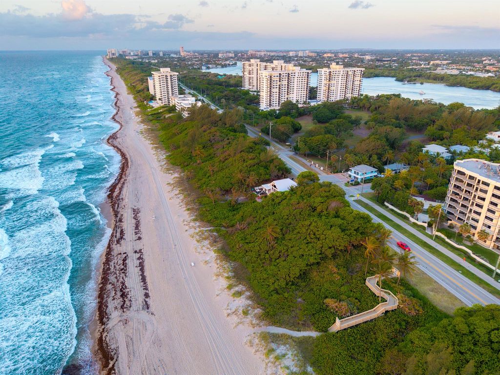 Photo of 980 Lago Mar Lane, Boca Raton, FL 33431 (MLS # R11085274)