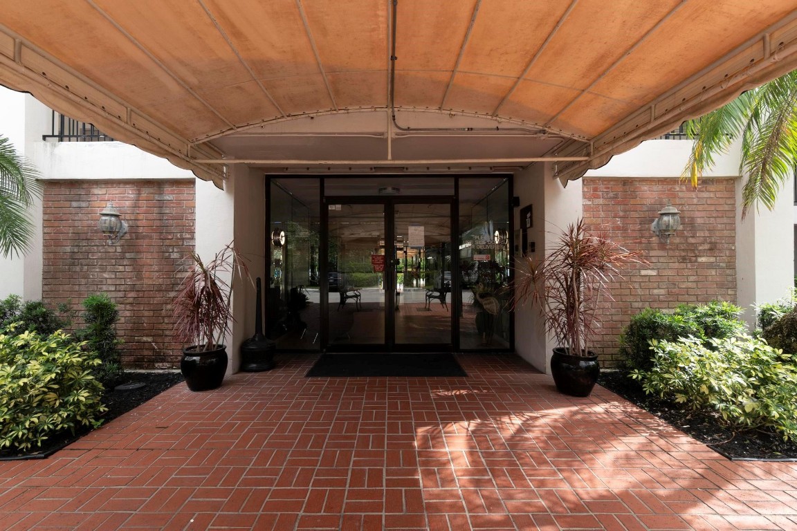 3000 N Palm Aire Drive 107