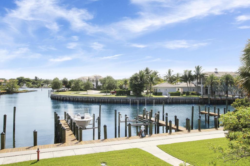 Photo of 13587 Treasure Cove Circle #2, North Palm Beach, FL 33408 (MLS # R10980243)