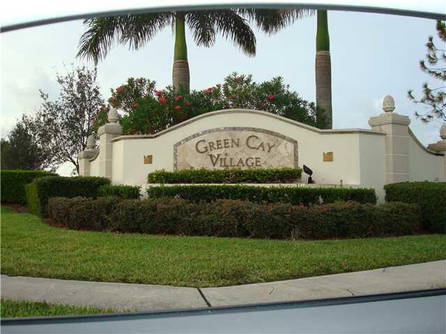 Nice community, gated, pool and community meeting hall. HOA office in the premises. well managed. Near Walmart and Publix.Third floor apartment. Newly renovated Laminates Nice view from windows.