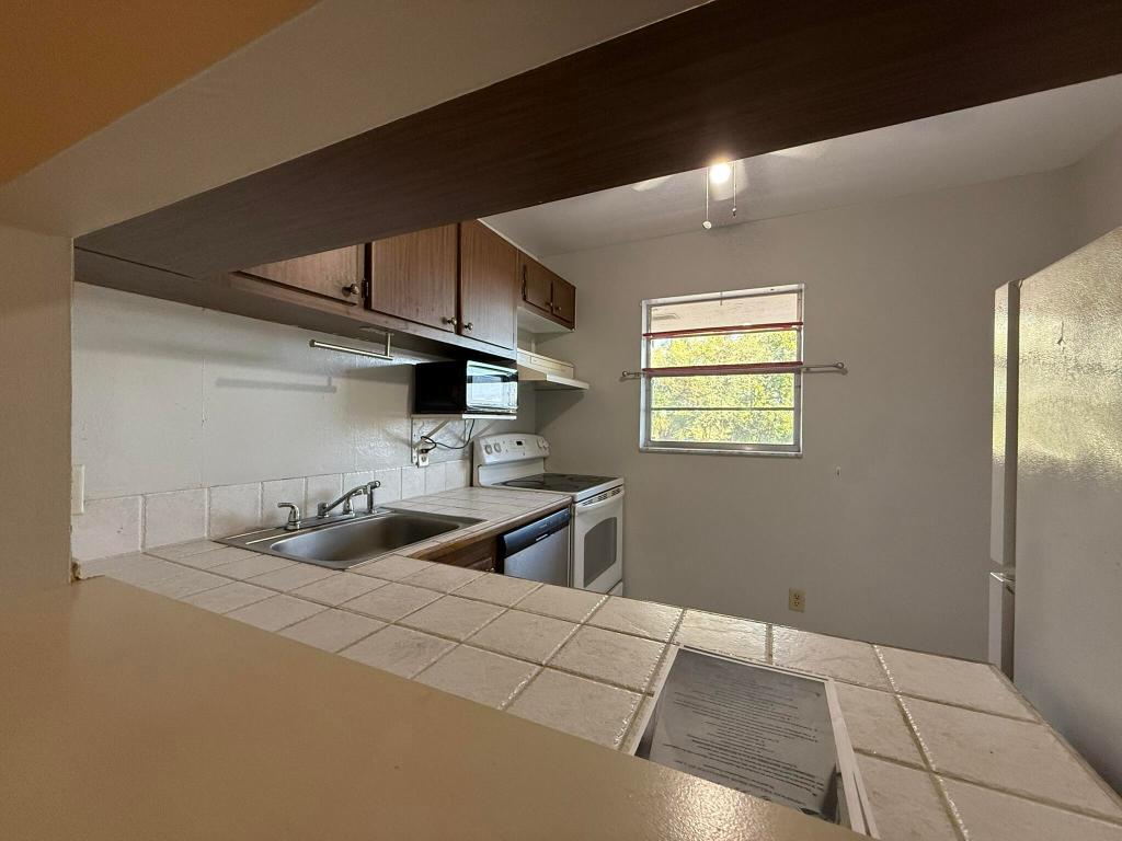 12009 Poinciana Boulevard 204