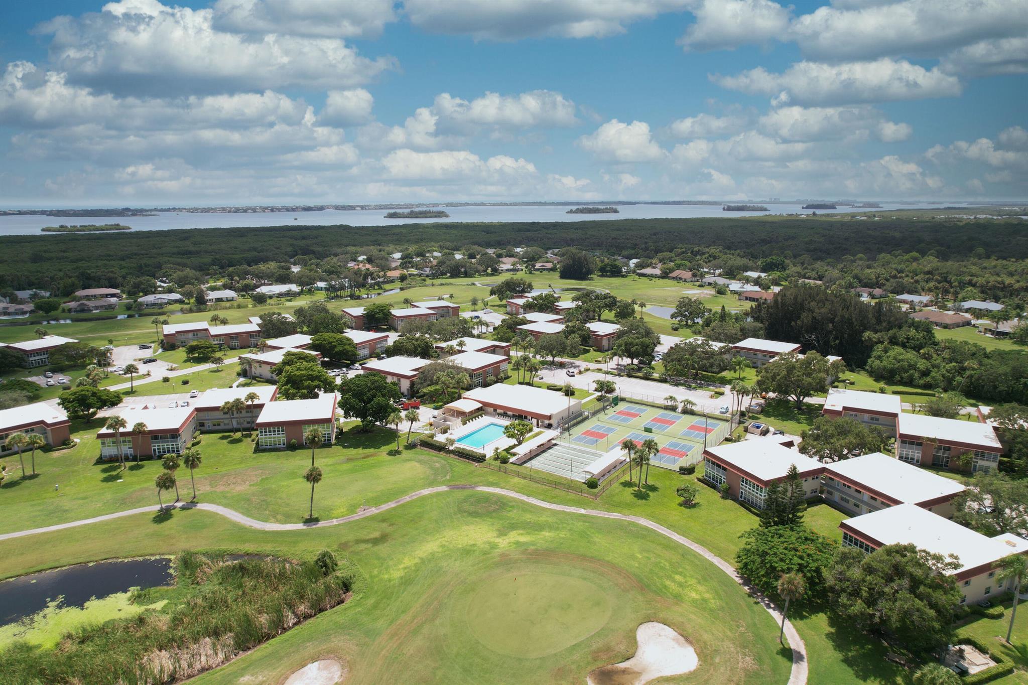 16 Vista Palm Lane 204