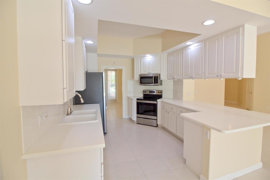 Villagewalk - Residential