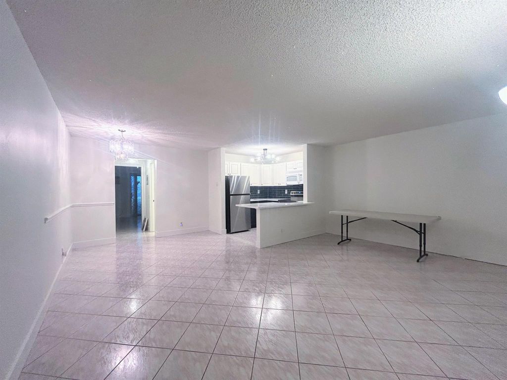 Photo of 200 Horizons W #103, Boynton Beach, FL 33435 (MLS # R11118593)
