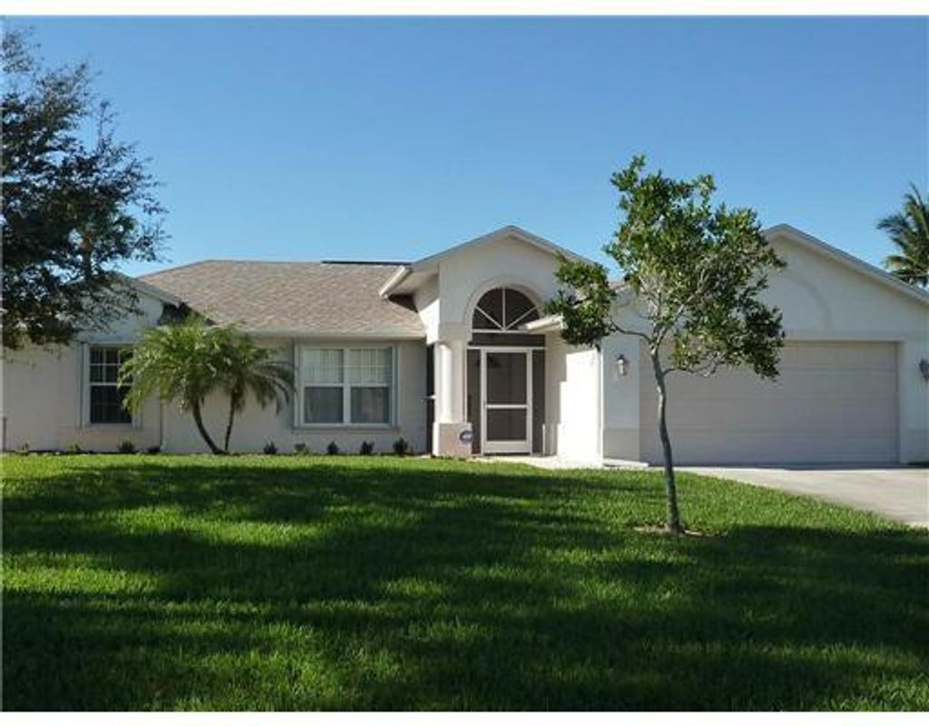 Photo of 554 SW Aster Road, Port Saint Lucie, FL 34953 (MLS # R10741641)
