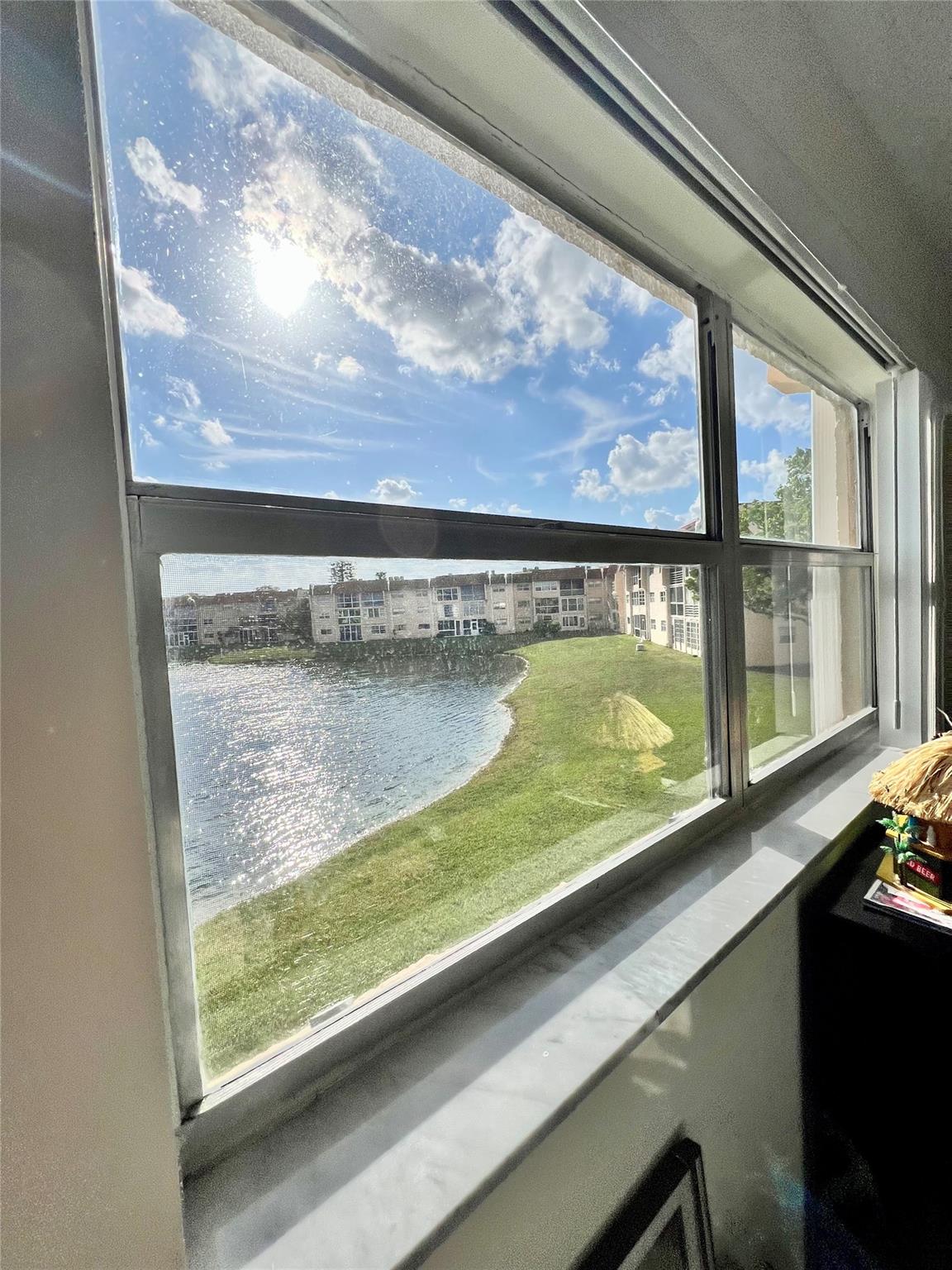 Sunrise Lakes - Residential