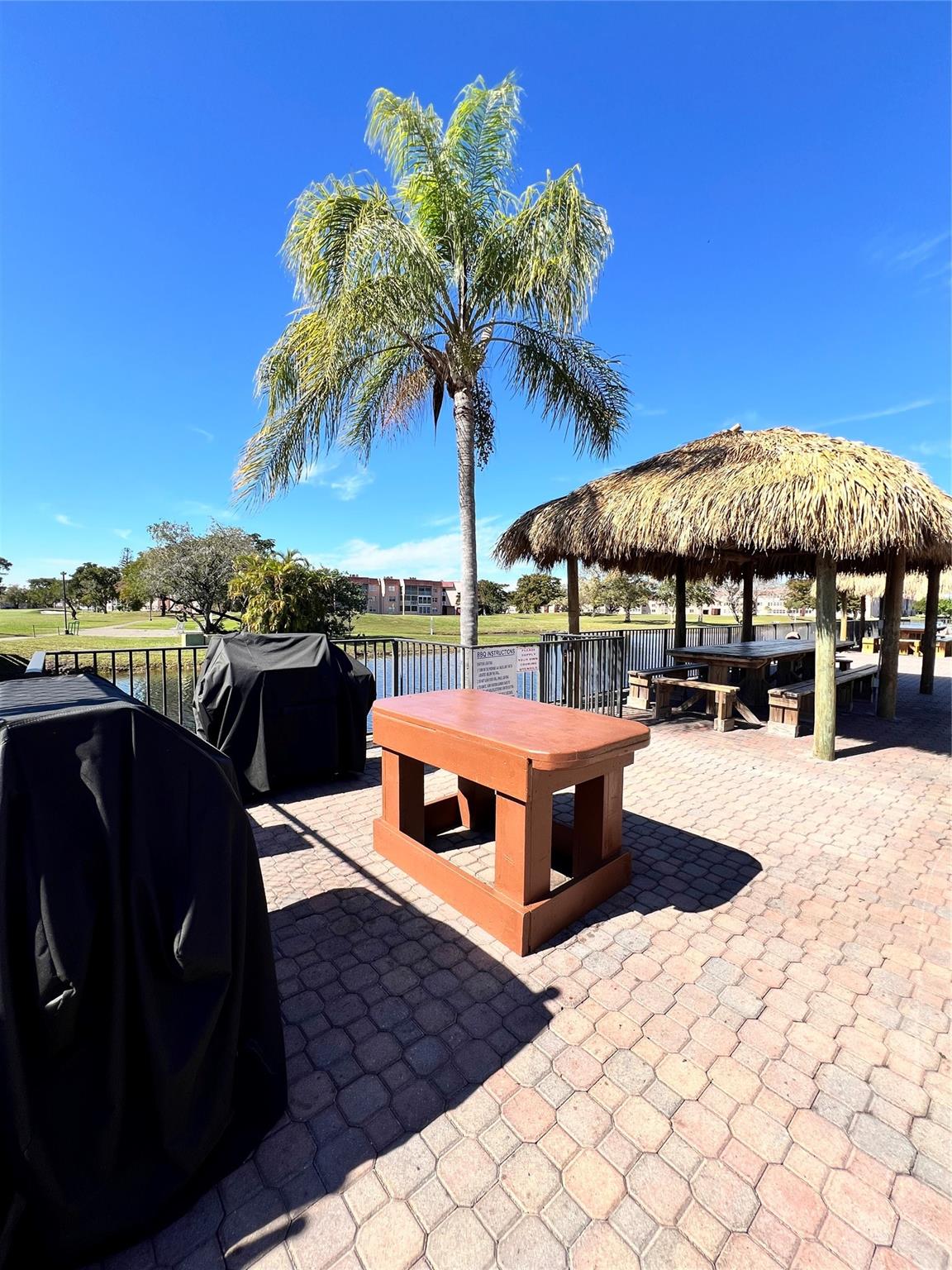 Sunrise Lakes - Residential