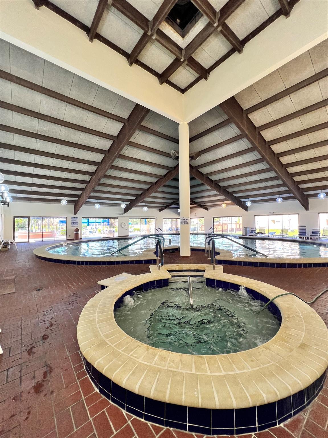 Sunrise Lakes - Residential