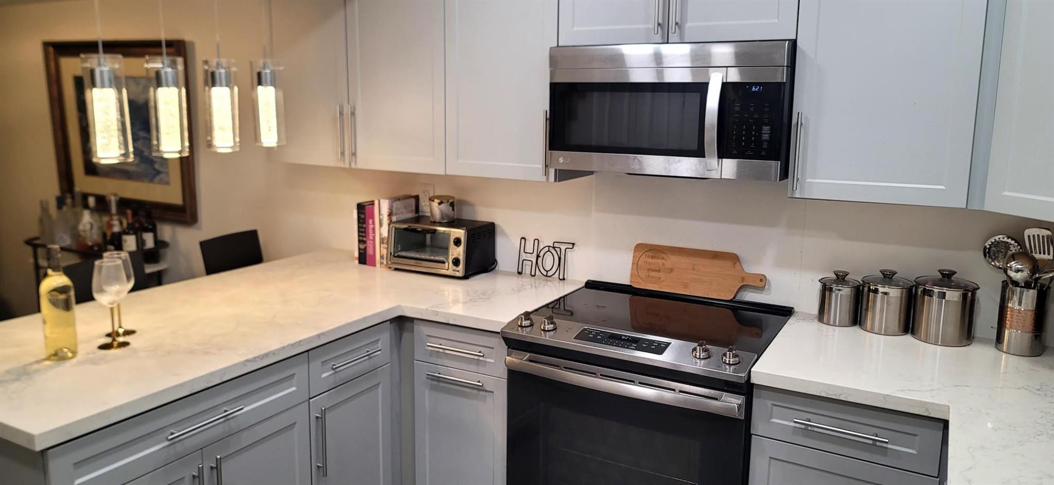 Chateaulaine 89-45 B - Residential