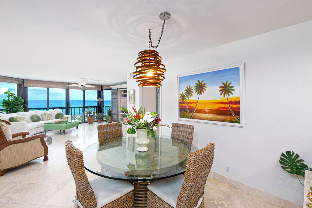 ISLANDIA II CONDOMINIUM - Residential