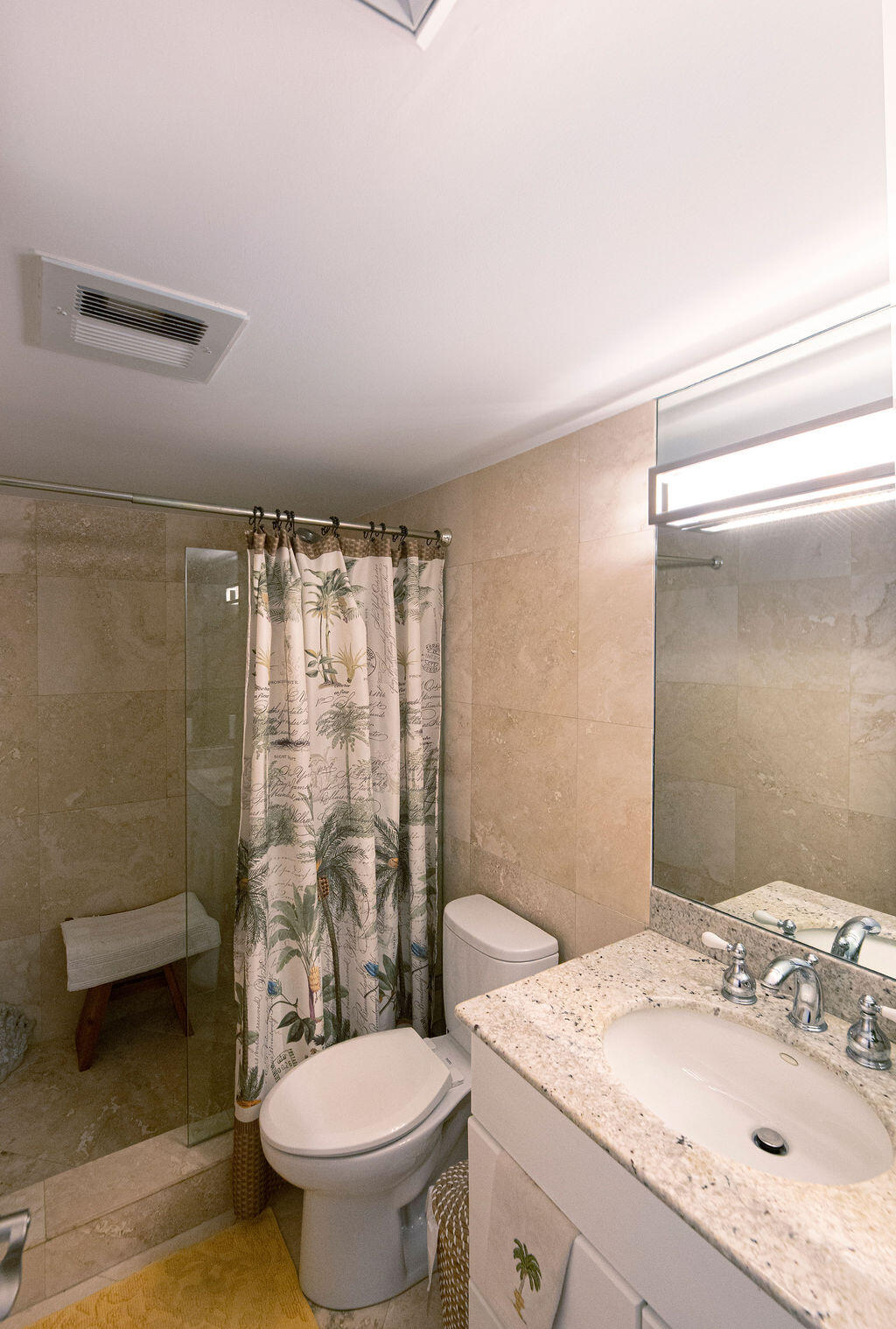 ISLANDIA II CONDOMINIUM - Residential