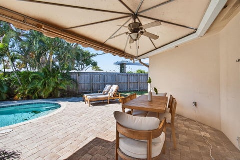 Tiny photo for 301 SE 8th Avenue, Deerfield Beach, FL 33441 (MLS # B26017760)