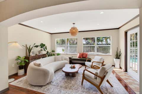 Tiny photo for 301 SE 8th Avenue, Deerfield Beach, FL 33441 (MLS # B26017760)