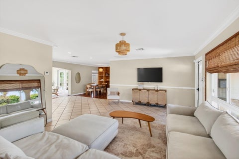 Tiny photo for 301 SE 8th Avenue, Deerfield Beach, FL 33441 (MLS # B26017760)