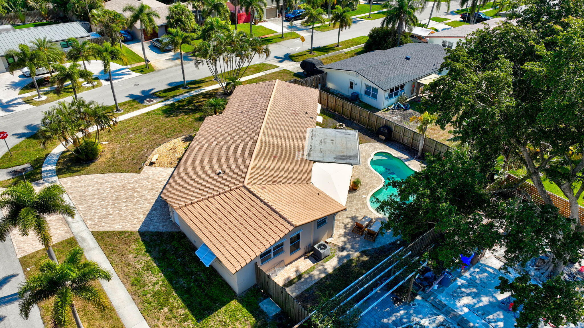 CORAL MANOR THIRD ADD - Residential